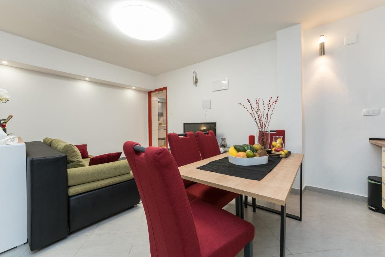Apartment Mirakul Zadar