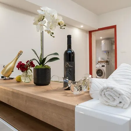 Studio Apartman Mirakul Zadar Exterior photo